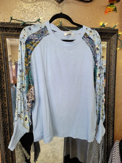 Sky blue top - Image 2