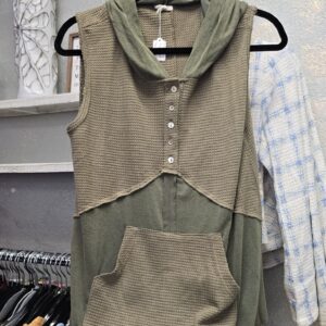 Olive top