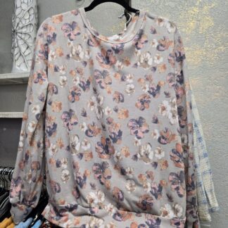Light weight knit blouse